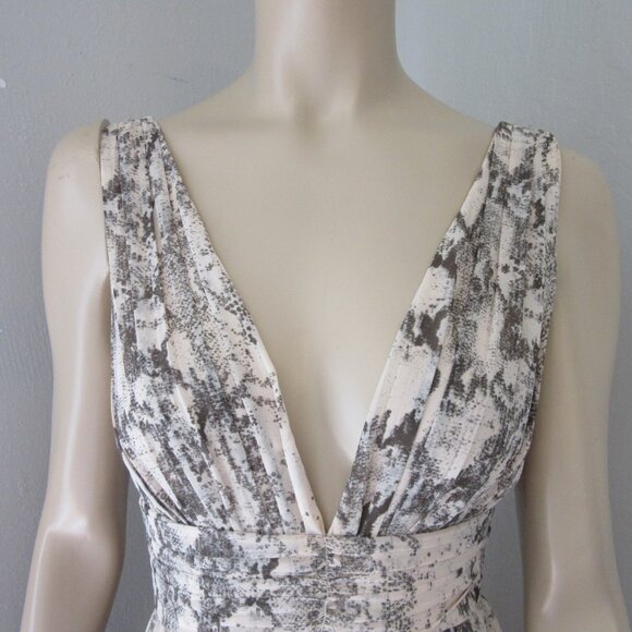 H&M Cream & Gray Chiffon Sleeveless Evening Maxi V-Neck Back Zip Dress - Picture 2 of 5